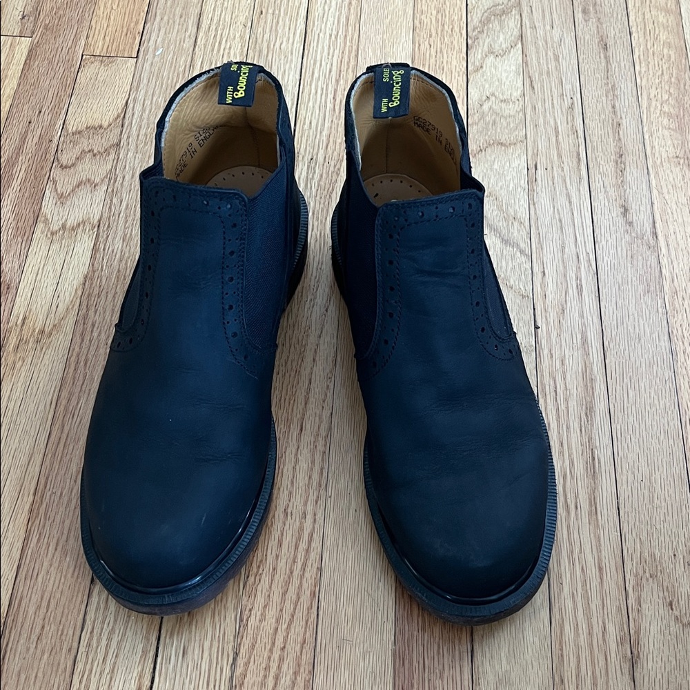 Dr. Martens Black Leather Low Boots Size 5